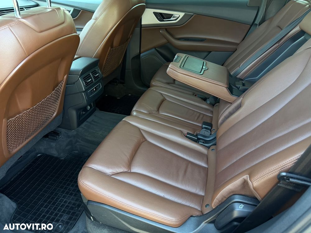 Audi Q7 3.0 TFSI Quattro Tiptronic - 15