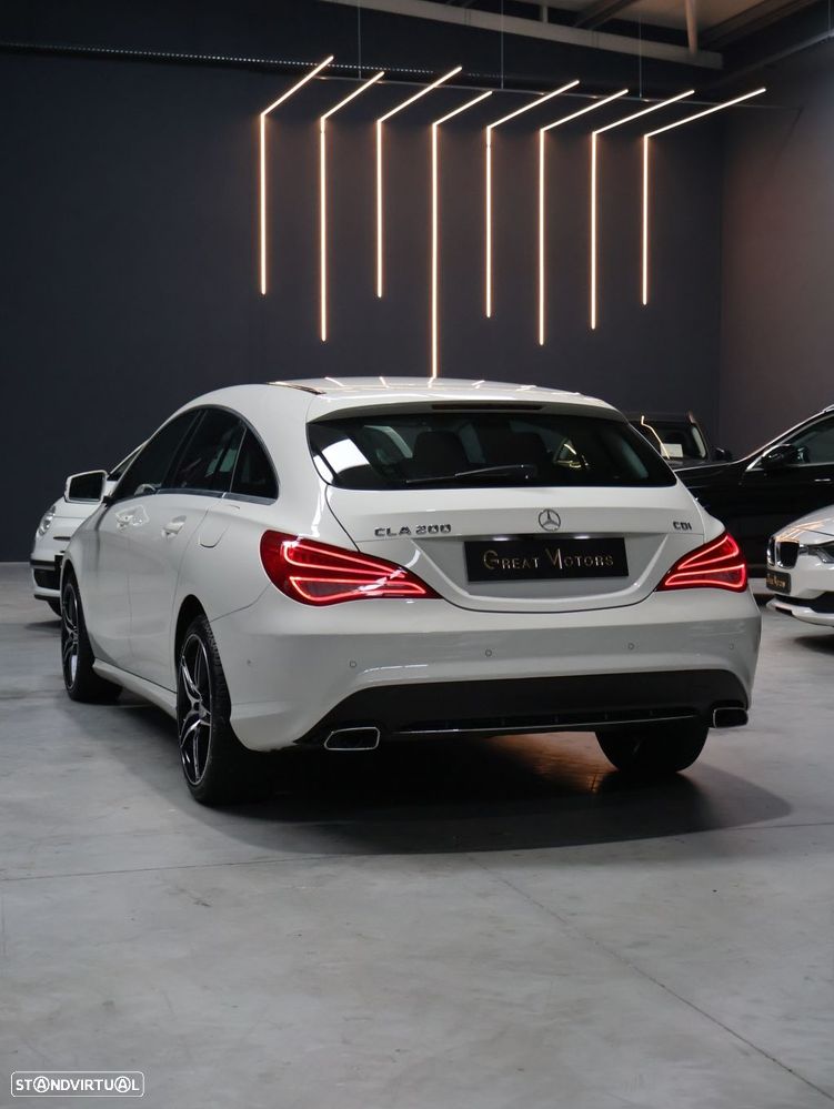 Mercedes-Benz CLA 200 d Shooting Brake Urban - 13