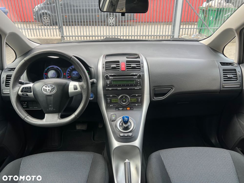 Toyota Auris - 23