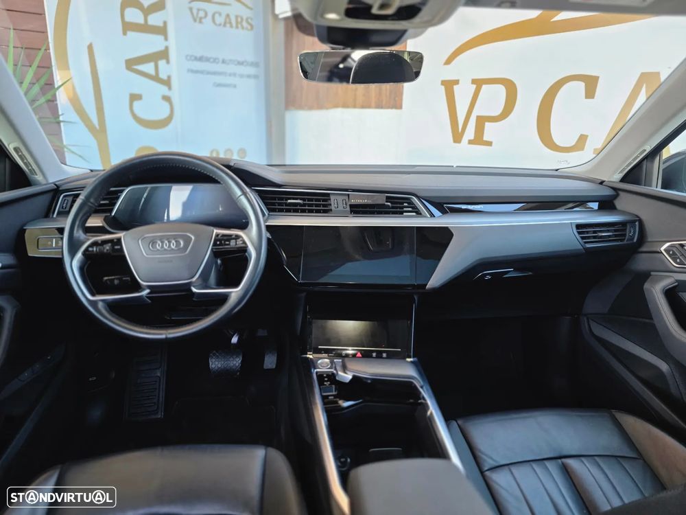 Audi e-tron 50 quattro Advanced - 11