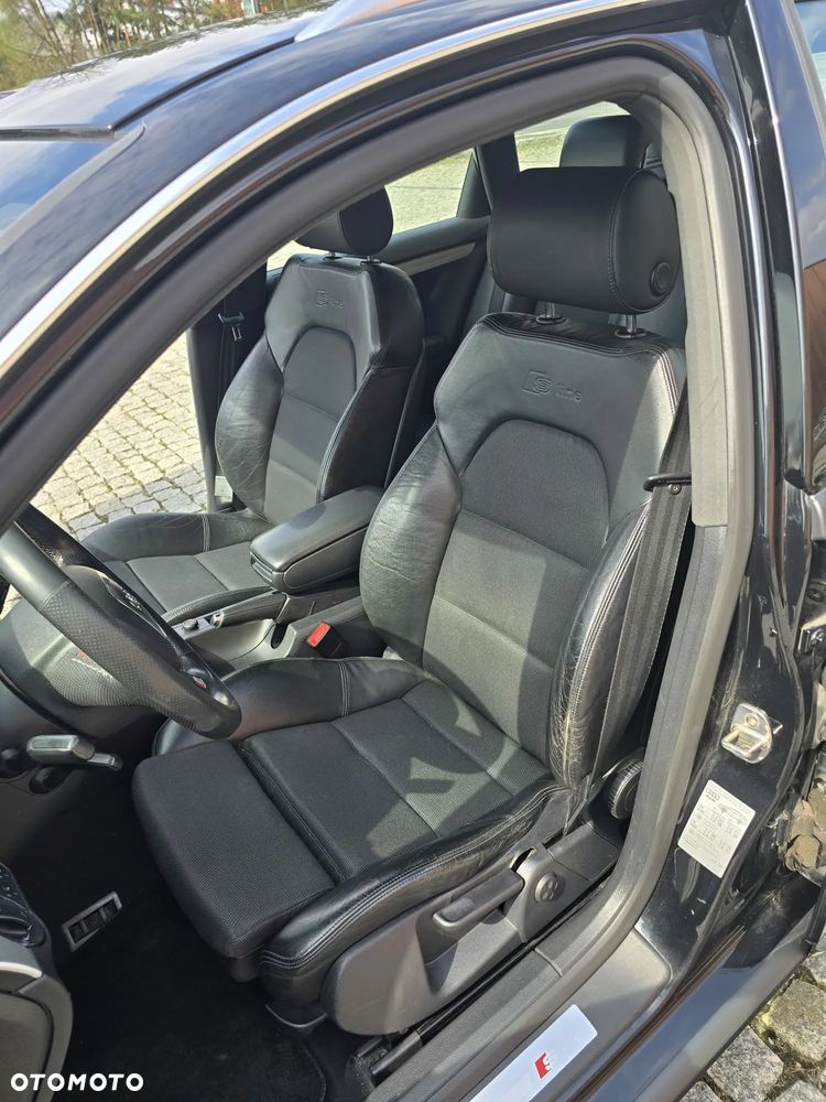 Audi A4 Avant - 10