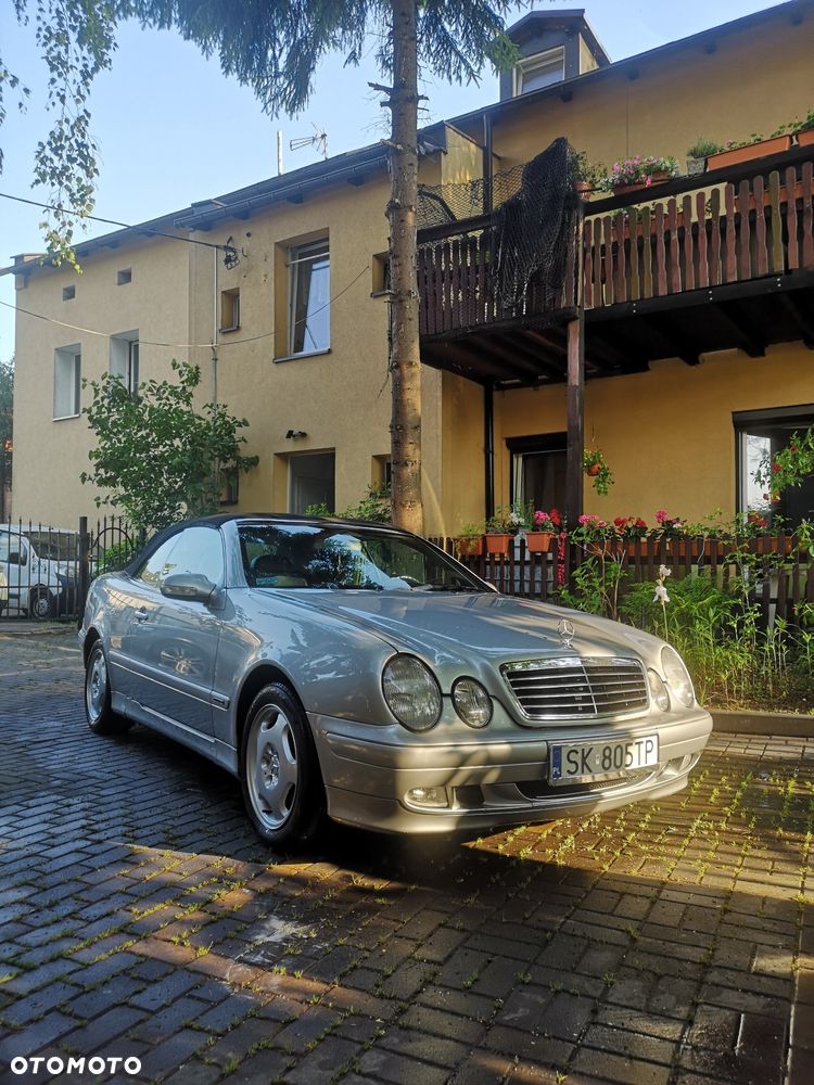 Mercedes-Benz CLK - 1