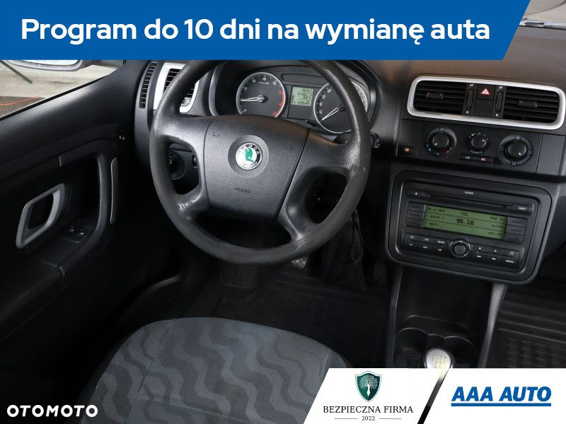Skoda Fabia - 8