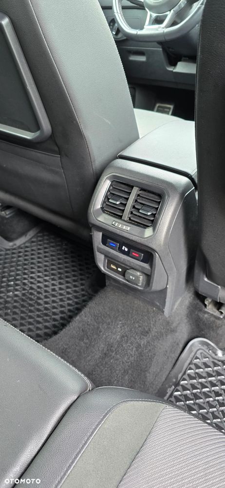Volkswagen Tiguan 2.0 TSI 4Motion DSG OPF Highline - 9