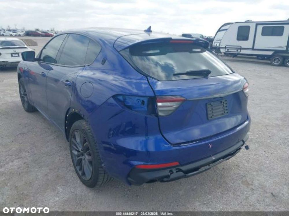 Maserati Levante - 3