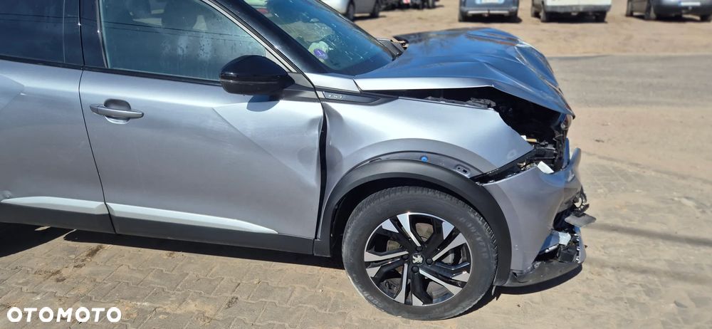 Peugeot 2008 1.2 PureTech GT Line S&S - 7