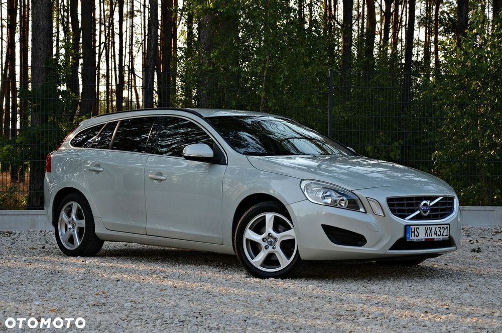 Volvo V60 D3 Summum - 13