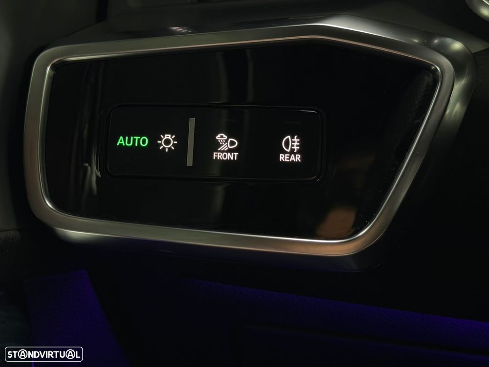 Audi A6 Avant 40 TDI Sport S tronic - 32