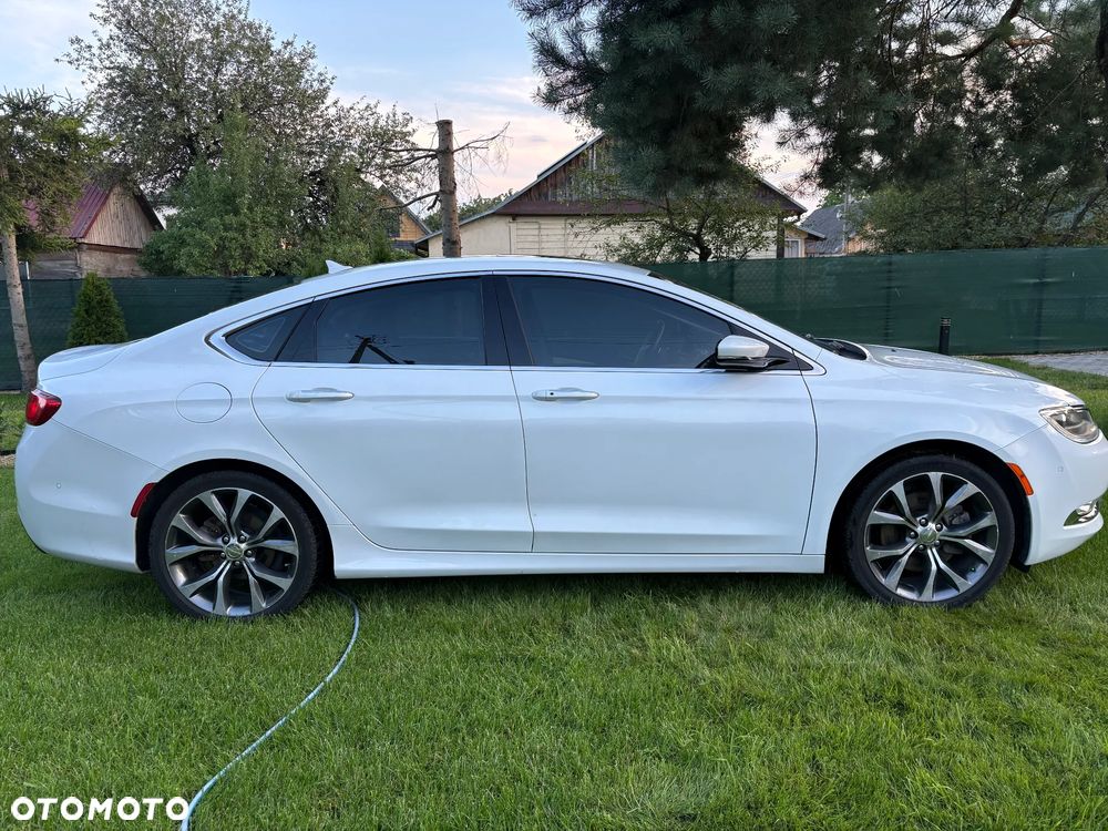 Chrysler 200 - 3
