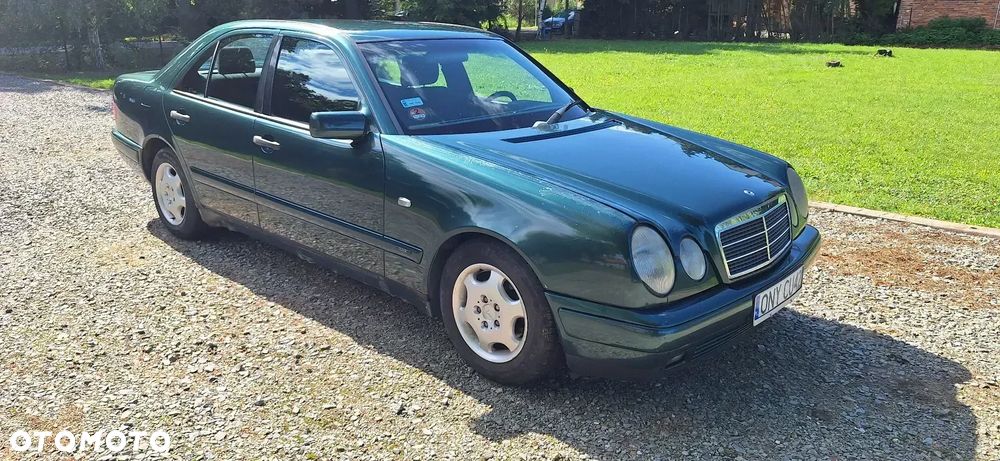 Mercedes-Benz Klasa E - 10