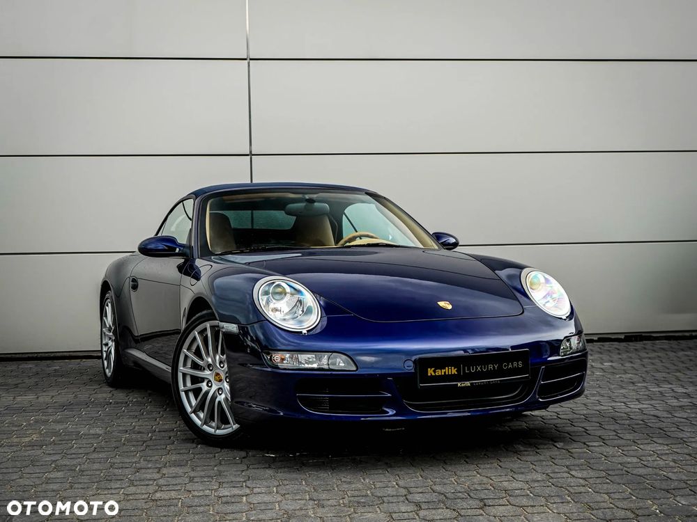 Porsche 911 Carrera - 2