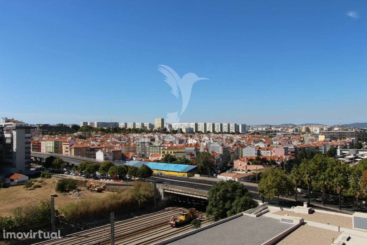 Escritório novo com vista rio - Parque das Nações - Grande imagem: 5/13