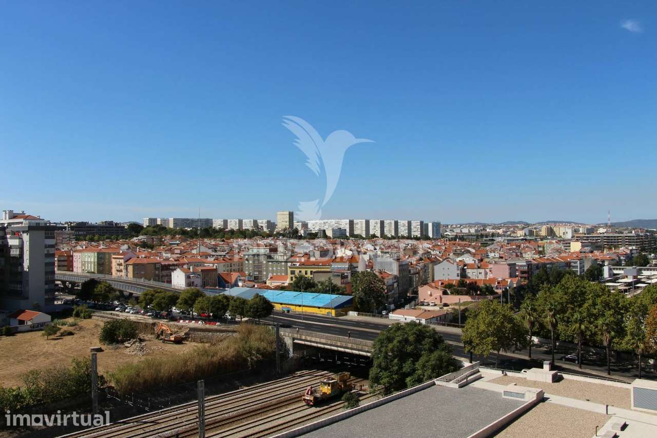 Escritório novo com vista rio - Parque das Nações - Grande imagem: 5/13