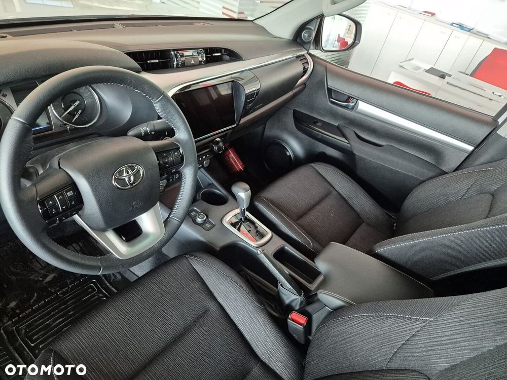 Toyota Hilux - 7