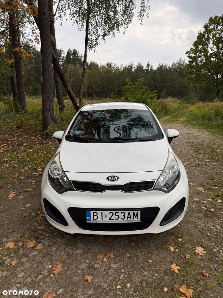 Kia Rio - 5