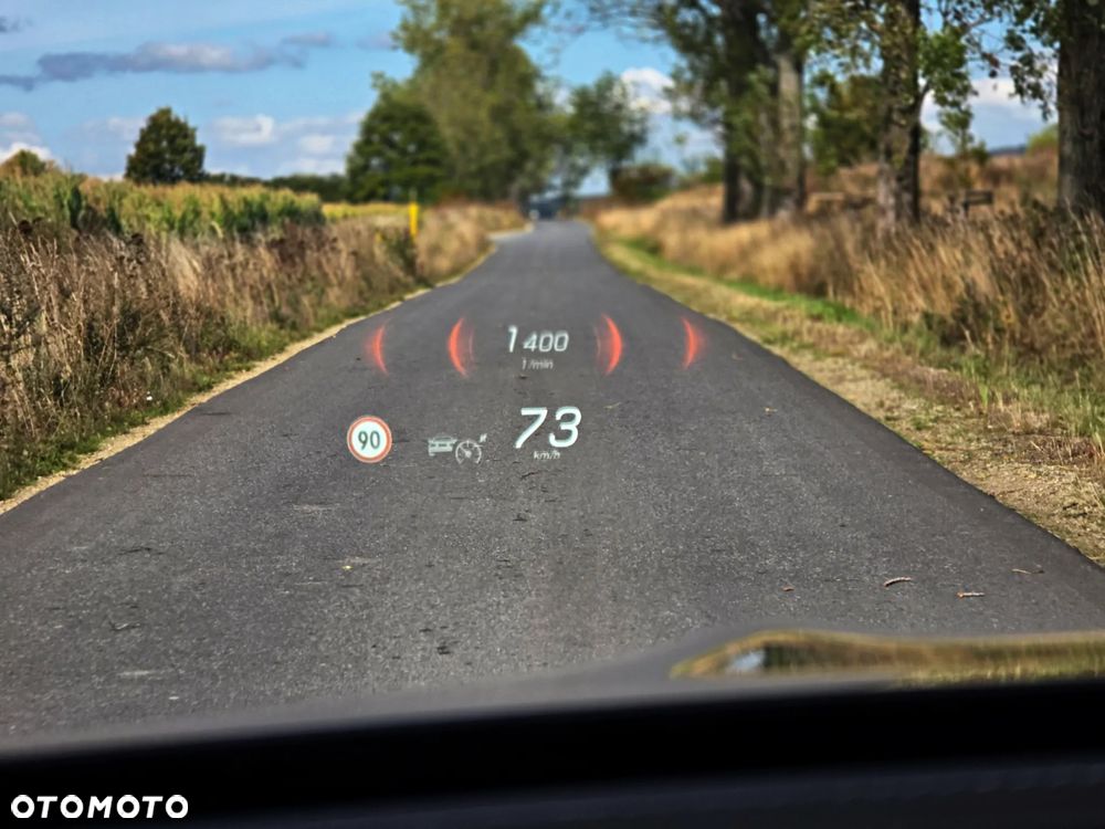 Mercedes-Benz Klasa C 220 d 4Matic T 9G-TRONIC AMG Line - 27