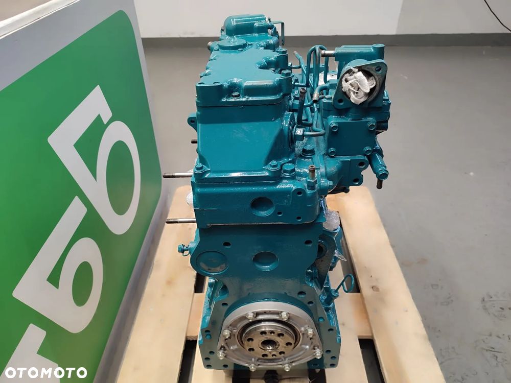 Silnik KUBOTA  3.769L V3800 - 7