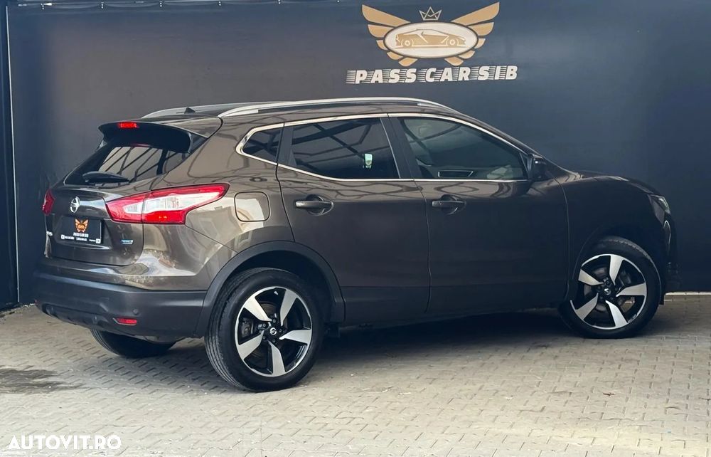 Nissan Qashqai 1.5 DCI Start/Stop N-Connecta - 13
