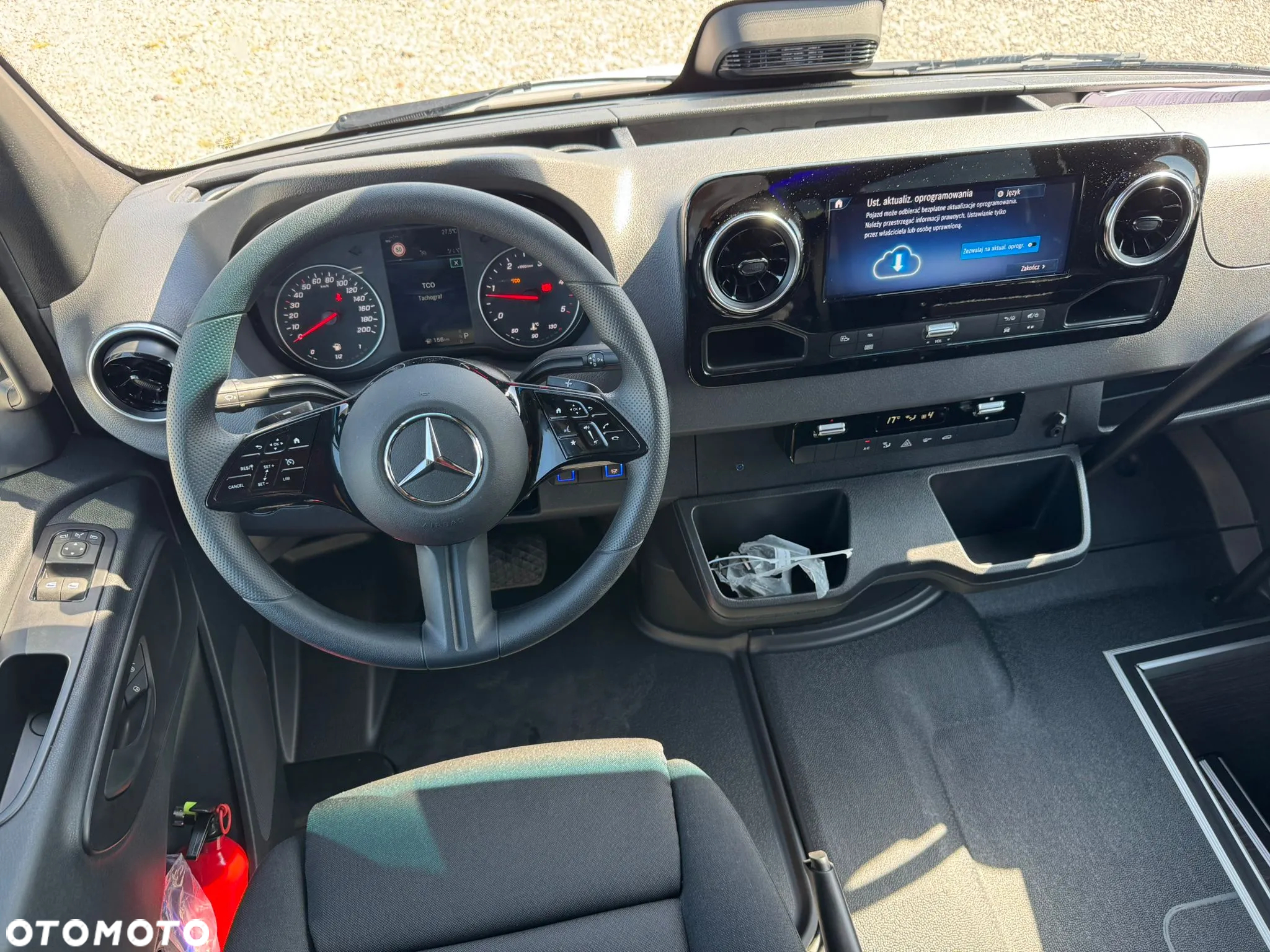 Mercedes-Benz Sprinter 519 - 17