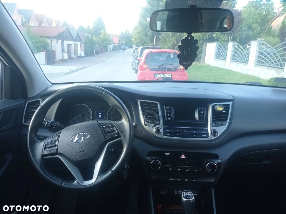 Hyundai Tucson 1.6 GDI BlueDrive Comfort 2WD - 12