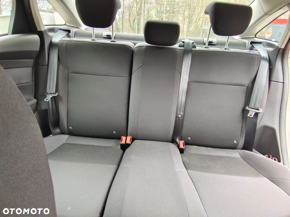 Ford Focus 1.6 Trend - 9