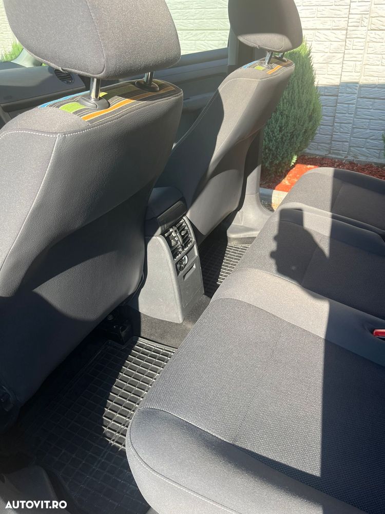 Volkswagen Caddy 1.6 TDI Comfortline - 11
