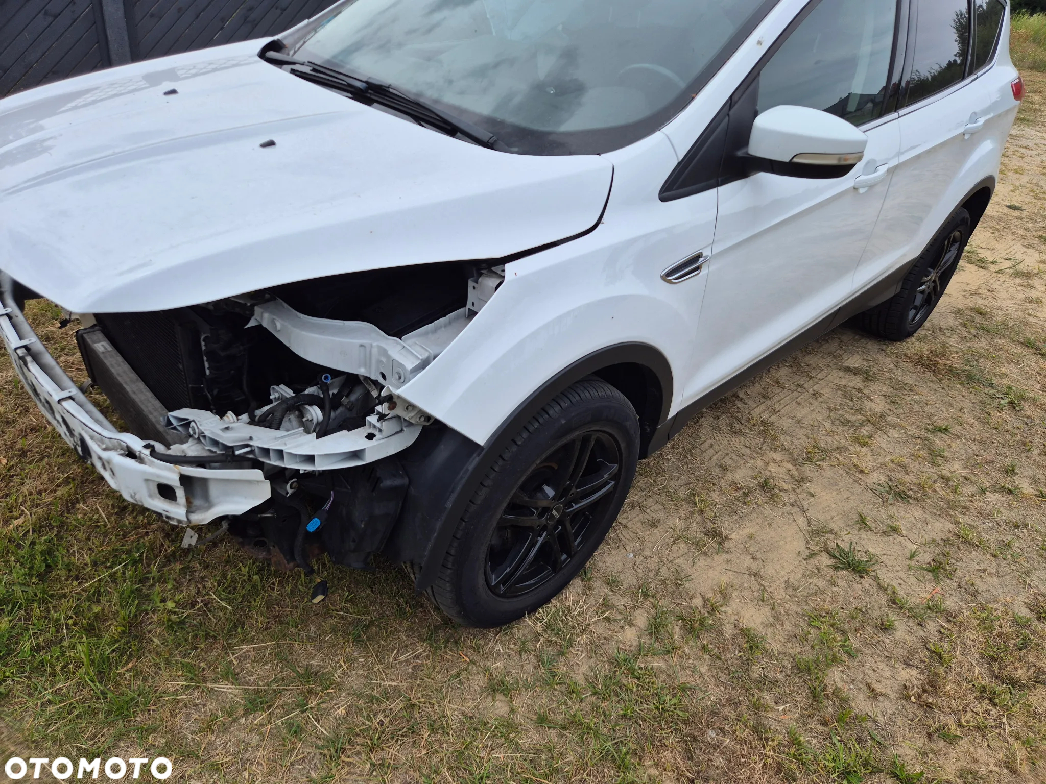 Ford Kuga - 2