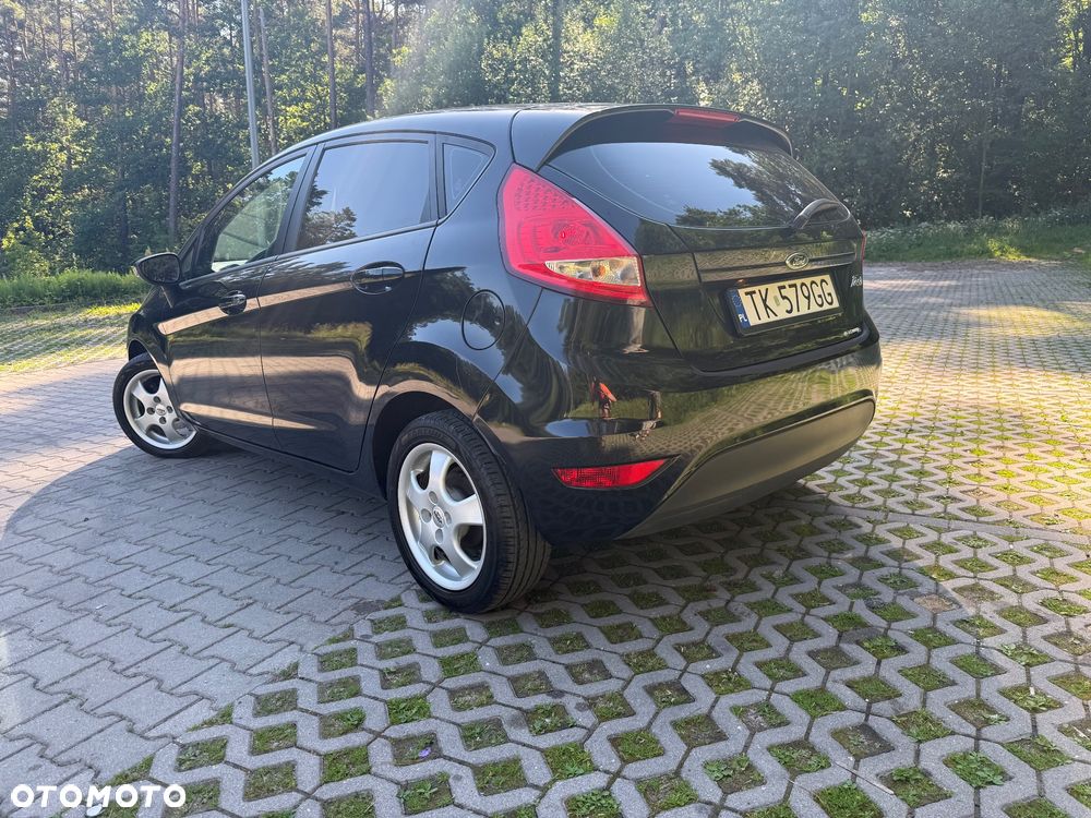 Ford Fiesta 1.25 Champions Edition - 3