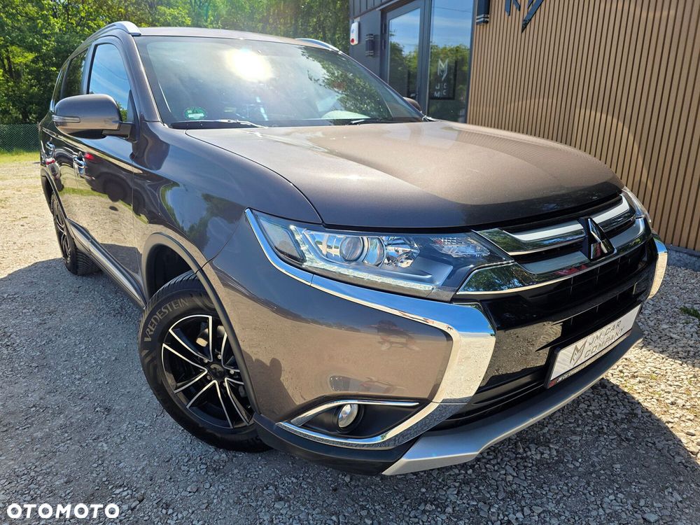 Mitsubishi Outlander - 4