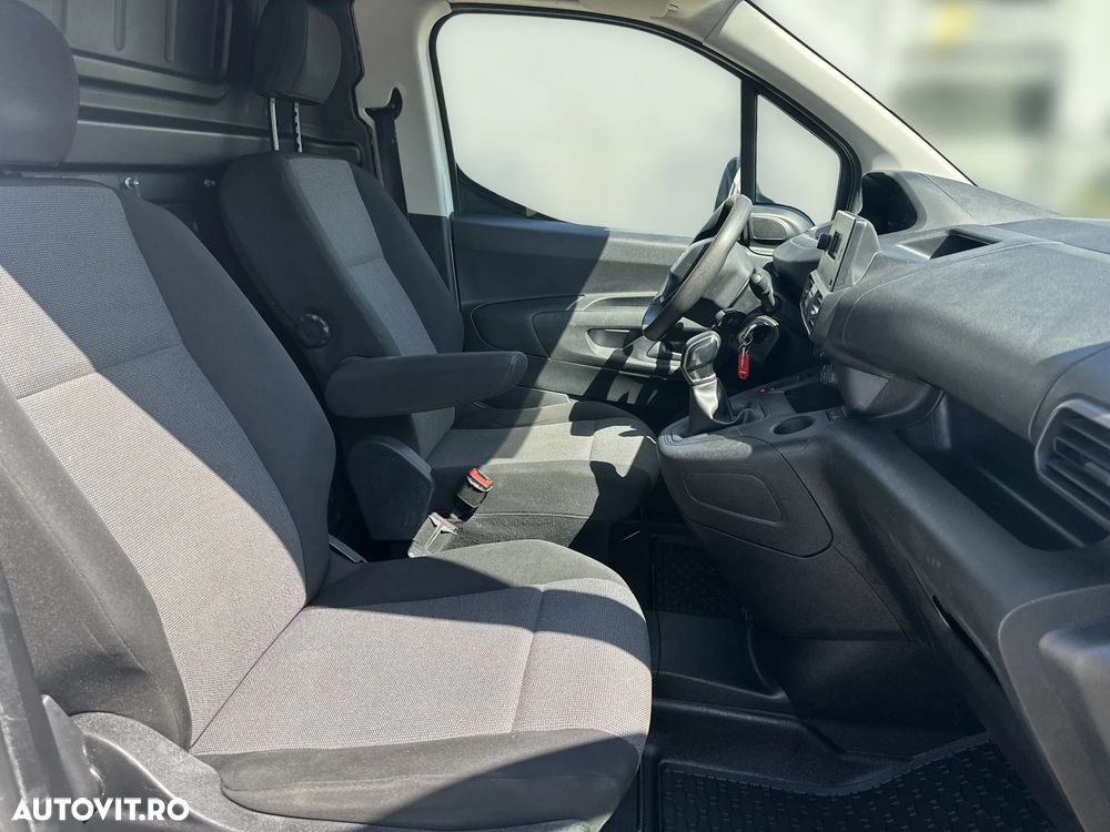 Peugeot Partner Standard - 11