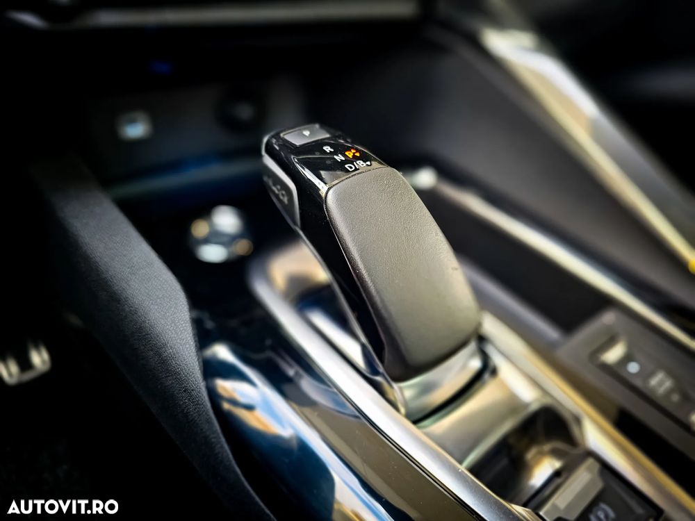 Peugeot 3008 PHEV 300 EAT8 4X4 GT - 20