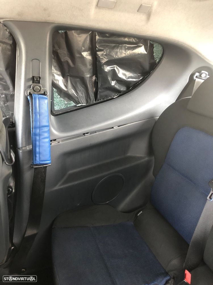 Mitsubishi Colt CZ3 1.1 Invite - 13