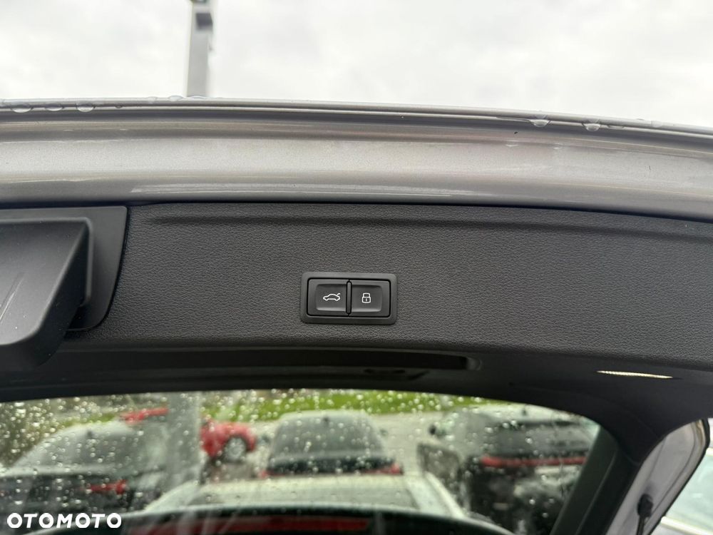 Audi A4 Avant 40 TDI S tronic design - 7