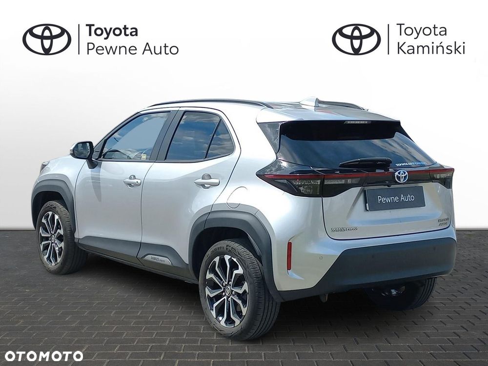 Toyota Yaris Cross Hybrid 1.5 Comfort 4x4 - 3