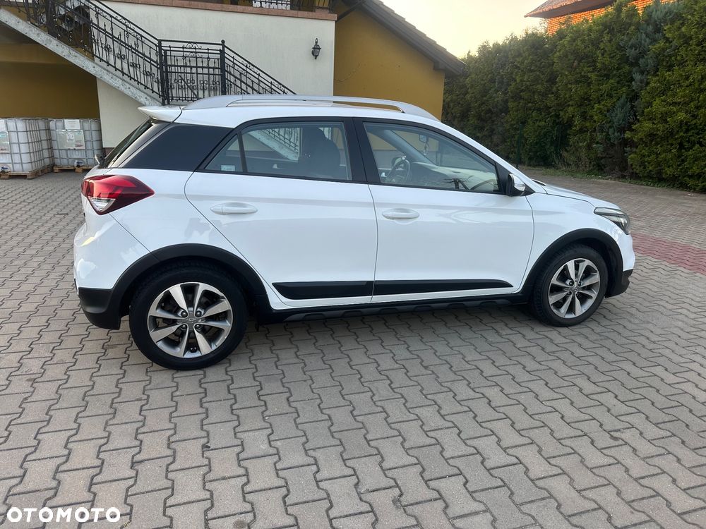 Hyundai i20 1.4 Comfort - 11
