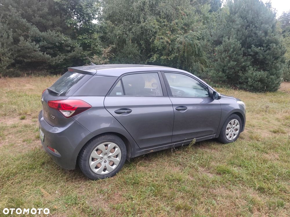 Hyundai i20 1.2 BlueDrive Classic + - 1