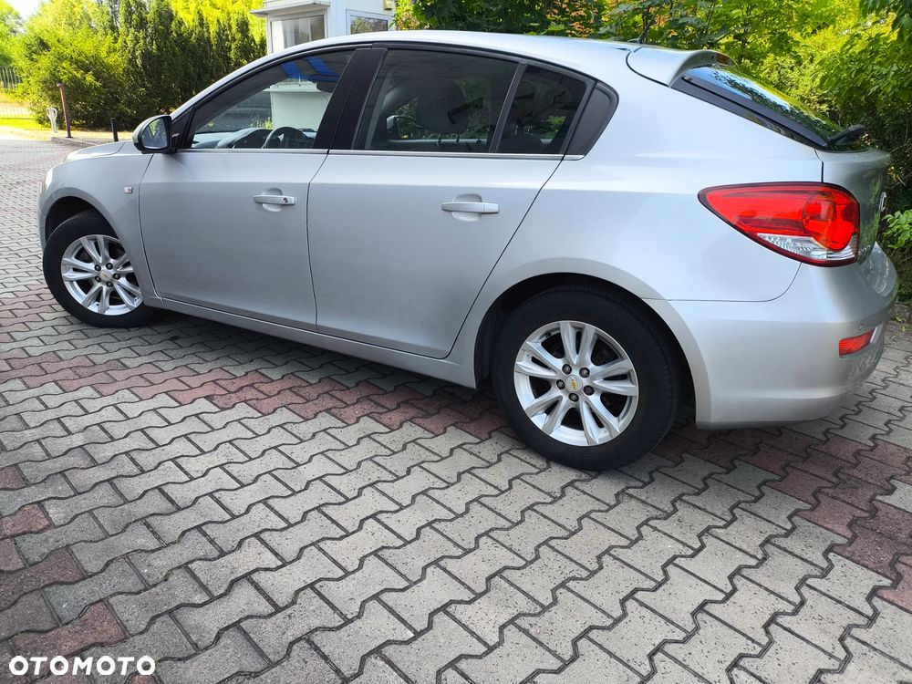 Chevrolet Cruze 1.8 LTZ - 7