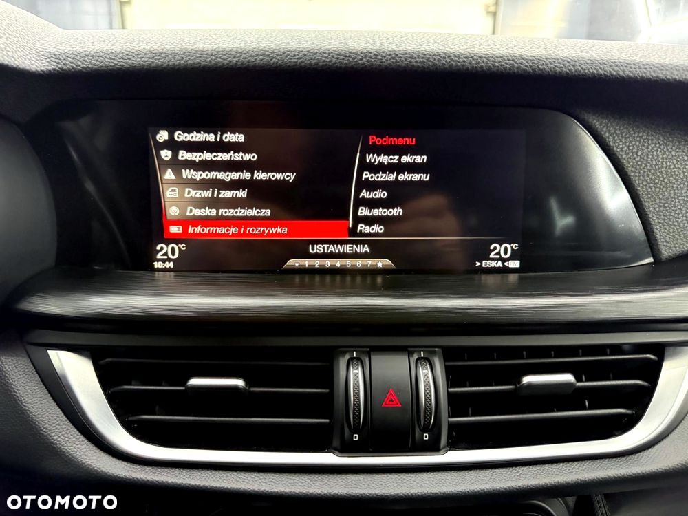 Alfa Romeo Stelvio 2.0 Turbo 16V AT8-Q4 B-Tech - 19