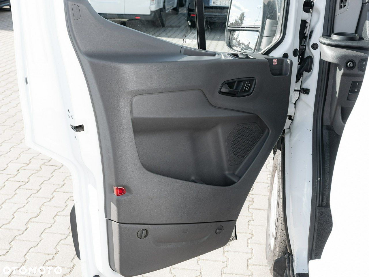 Ford Transit - 10