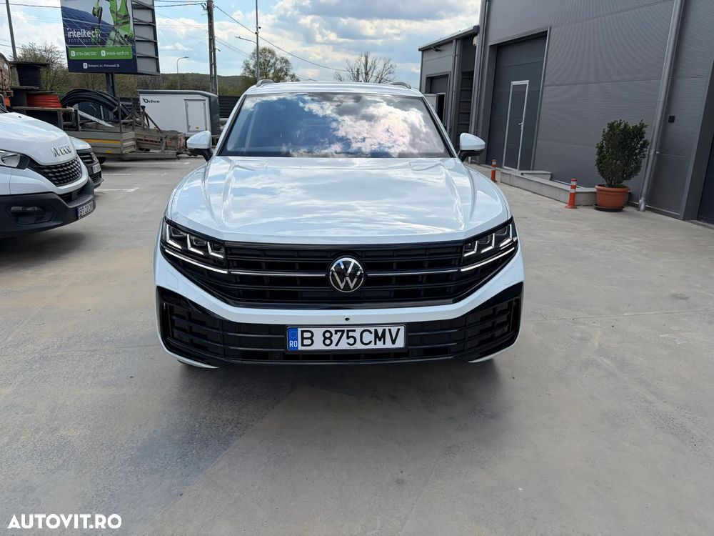 Volkswagen Touareg V6 TDI 4MOTION Elegance - 2