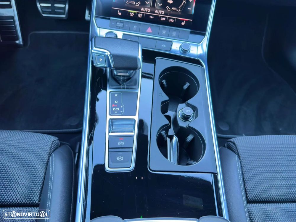 Audi A6 Avant 40 TDI S line S tronic - 17