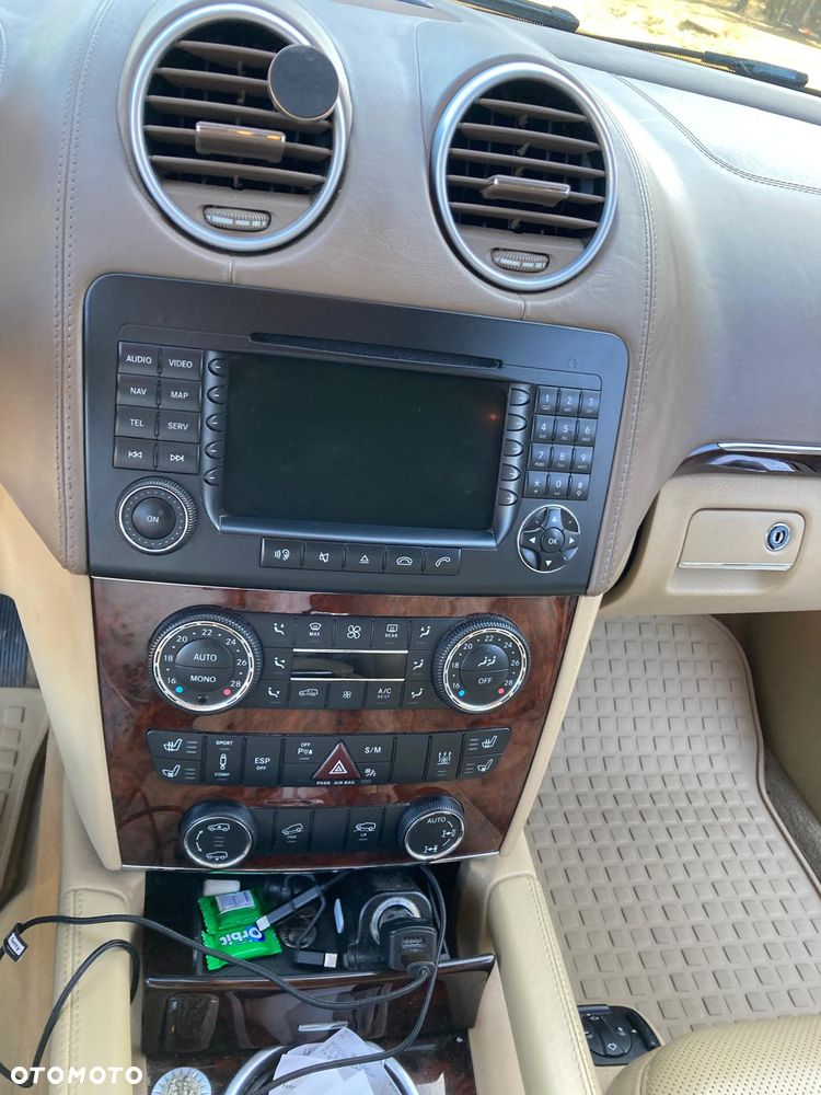 Mercedes-Benz GL 420 CDI - 29