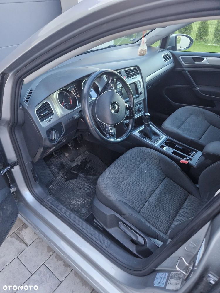Volkswagen Golf 1.6 TDI Comfortline - 7