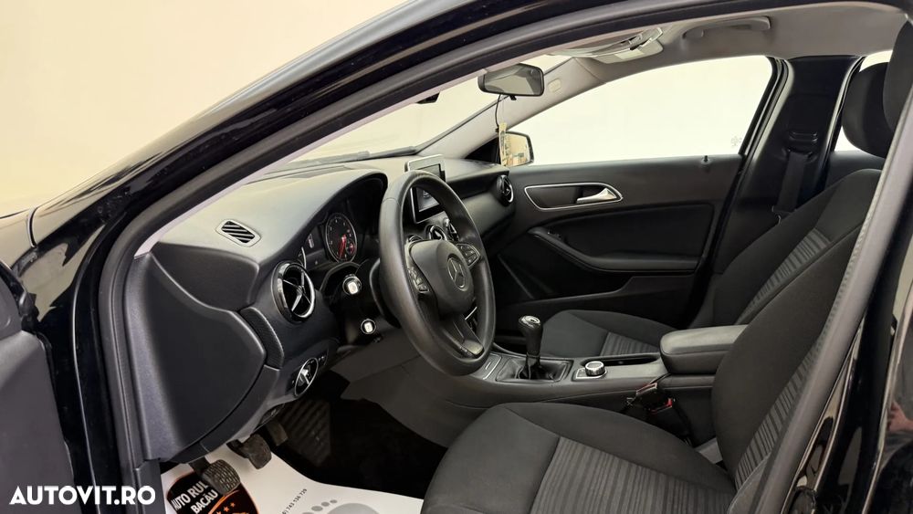 Mercedes-Benz A 160 - 12