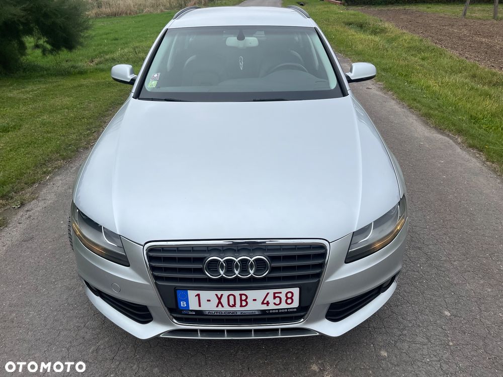 Audi A4 Avant - 4
