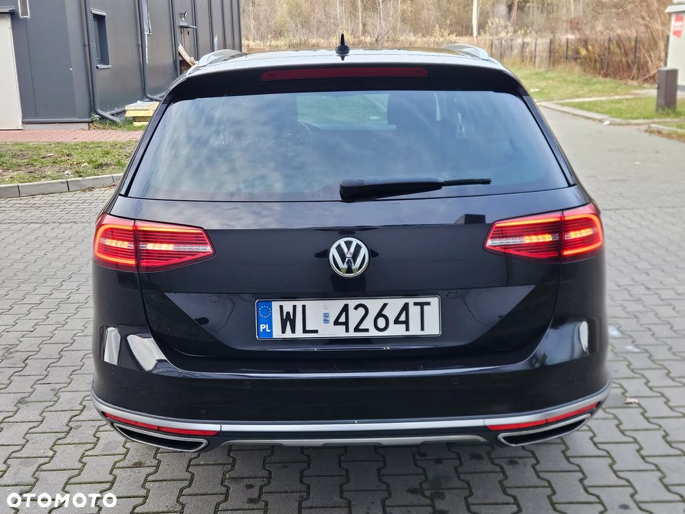 Volkswagen Passat Variant 2.0 TDI SCR 4Motion DSG Highline - 34