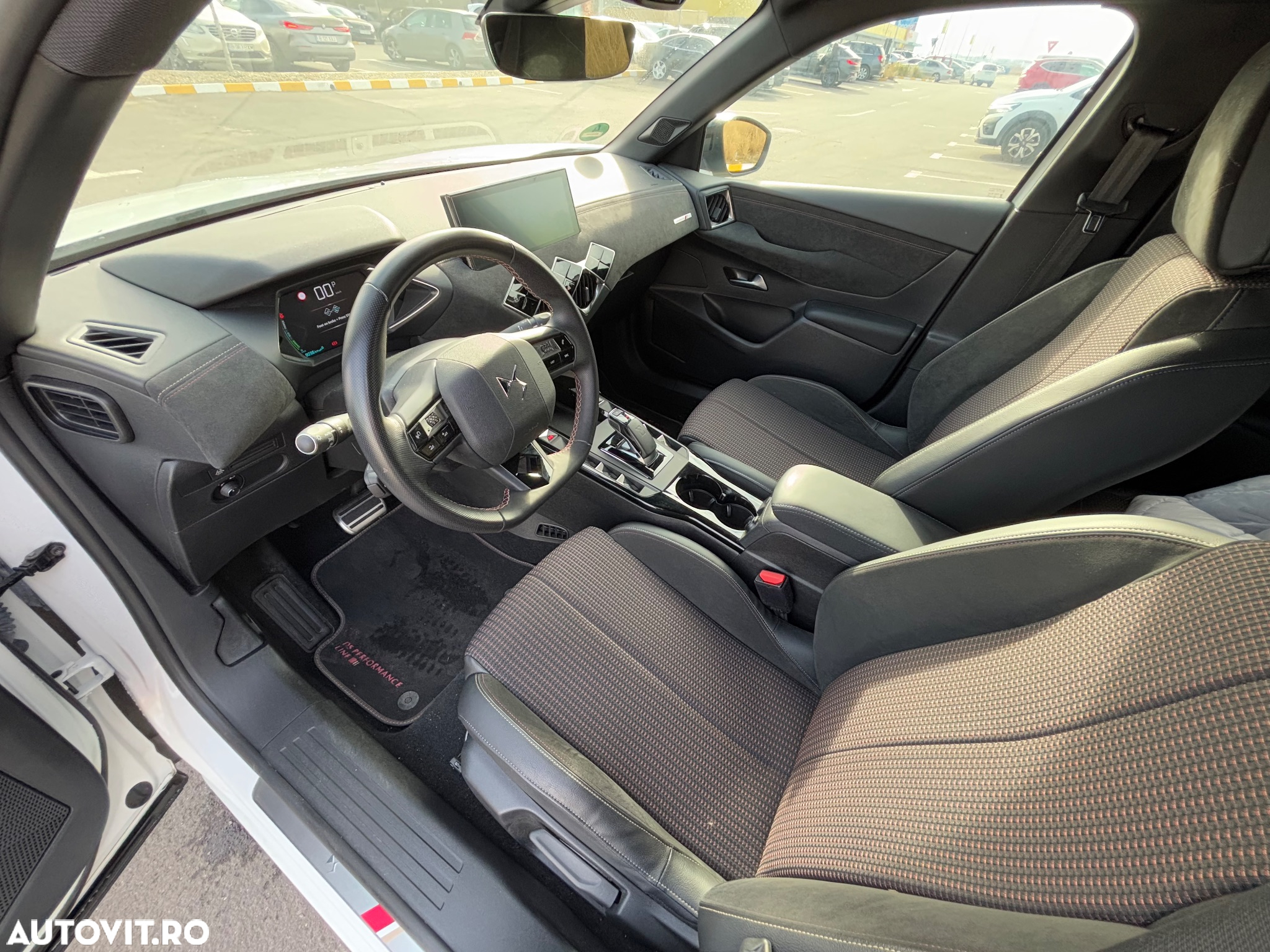 DS Automobiles DS 3 Crossback - 11