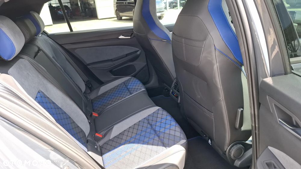 Volkswagen Golf 2.0 TSI 4Motion R DSG - 12