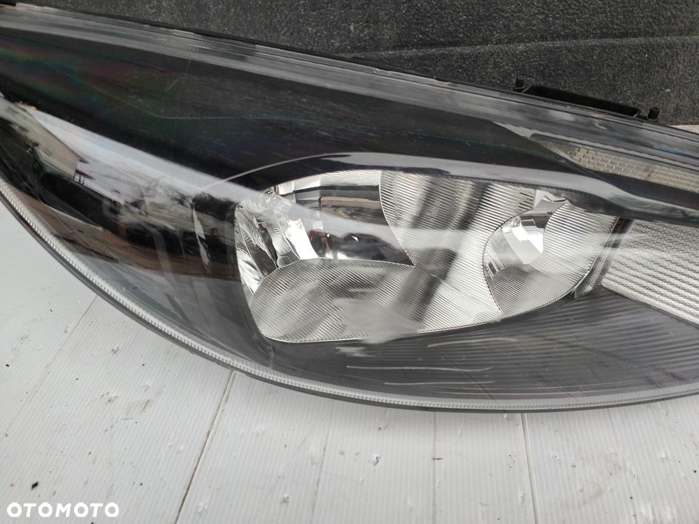 FORD FOCUS MK3 LIFT LED PRAWY PRZÓD EUROPA ORYGINA F1EB13W029 AGA - 2
