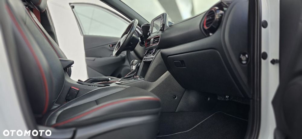 Hyundai Kona 1.6 CRDi DCT 4WD Premium - 22